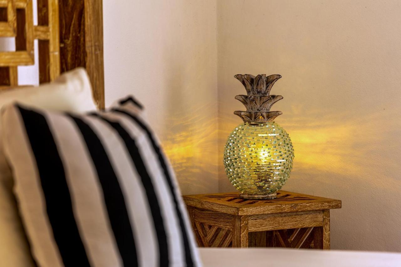 Pineapple House Manzanillo Villa Exteriör bild